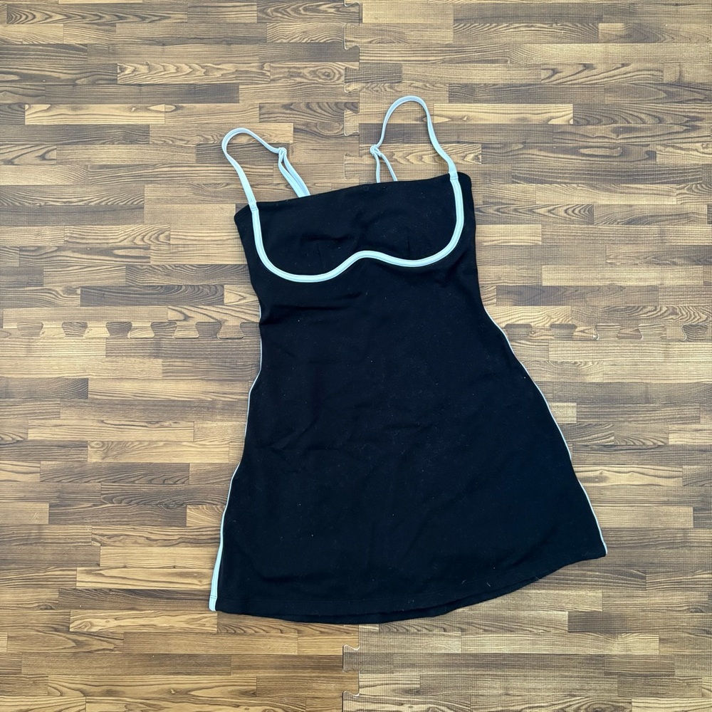 Alo Airbursh Streamlined Black Mini Dress Small